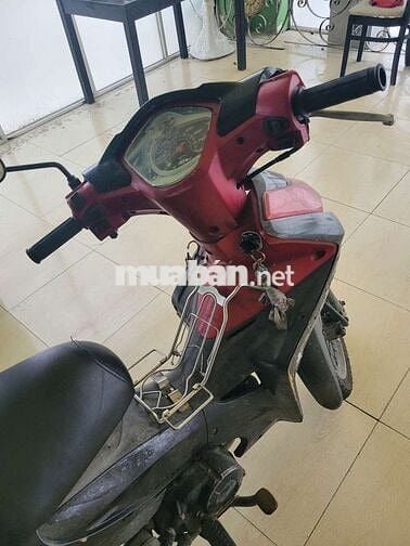 Xe wave nhât may im dan ngoai xâu đê chơ hang ok