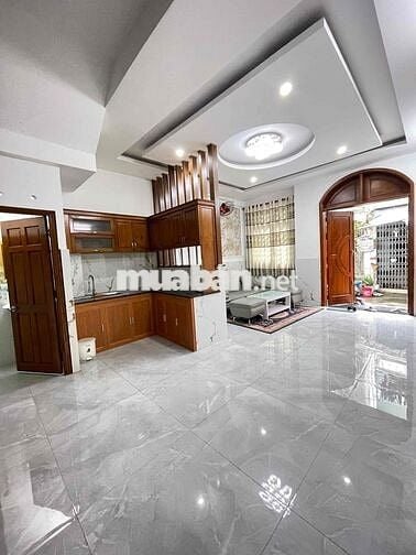 Nhà Mới Đẹp Có Nội Thất đg PHI P12: 5x10m, 2 lầu sân thượng
