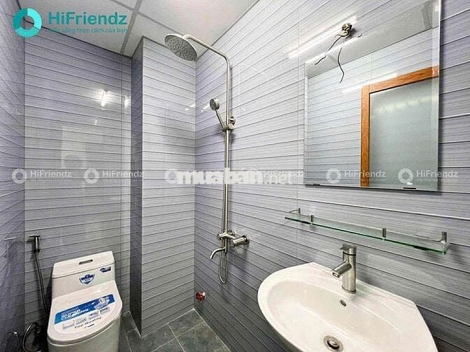 * CÒN DƯ 1 PHÒNG TRONG CĂN HỘ DỊCH VỤ MỚI - FULL NỘI THẤT - WC RIÊNG -
