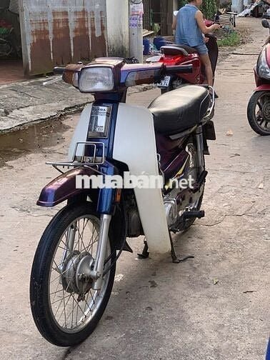 Mình cần bán xe Dream đời 1995 hoặc trade tay côn