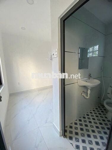 CHO THUÊ NHÀ NGUYÊN CĂN MỚI NGAY MẶT TIỀN NGUYỄN LẦM, PHÚ NHUẬN