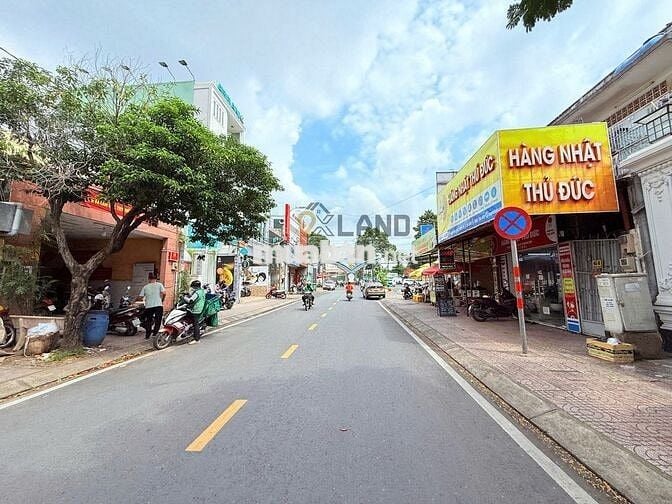ĐẤT GÓC 2MT- HẺM Ô TÔ - GẦN GA METRO THỦ ĐỨC P. BÌNH THỌ - Ngang~6M