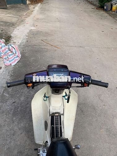 Mình cần bán xe Dream đời 1995 hoặc trade tay côn