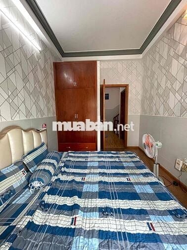 Nhà Mới Đẹp Có Nội Thất đg PHI P12: 5x10m, 2 lầu sân thượng