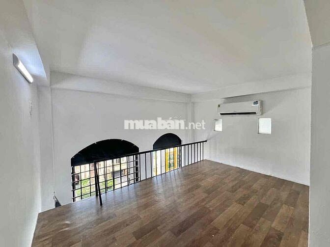 DUPLEX BAN CÔNG NGAY TRẦN BÁ GIAO,P5