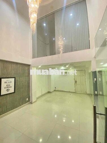 Chính chủ cho thuê mặt bằng KD đường CMT8 Quận 10.Trệt Lững 60m2