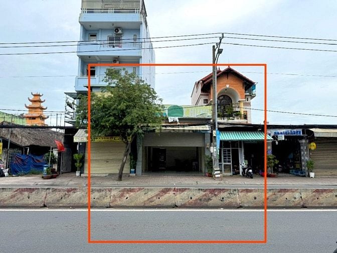 BÁN NHÀ MẶT TIỀN : 2226 HUỲNH TẤN PHÁT - X. PHÚ XUÂN - H. NHÀ BÈ - HCM