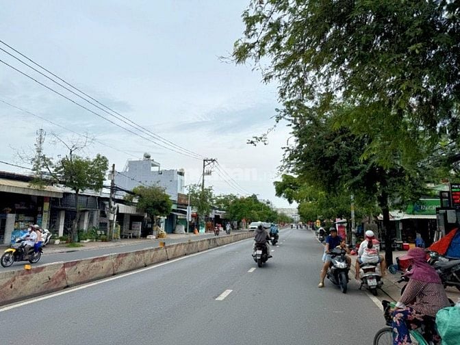 BÁN NHÀ MẶT TIỀN : 2226 HUỲNH TẤN PHÁT - X. PHÚ XUÂN - H. NHÀ BÈ - HCM