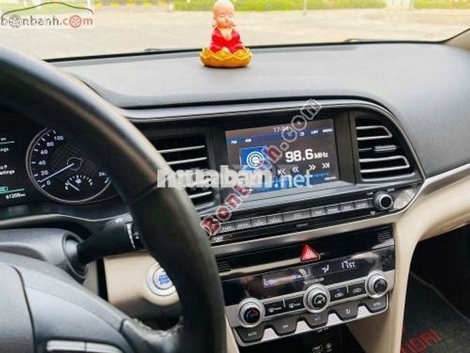 Hyundai Elantra 2.0 AT 2020