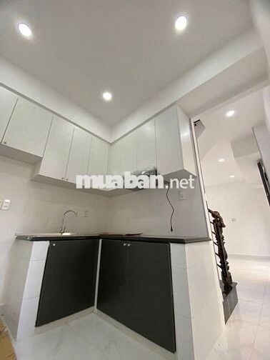 CHO THUÊ NHÀ NGUYÊN CĂN MỚI NGAY MẶT TIỀN NGUYỄN LẦM, PHÚ NHUẬN