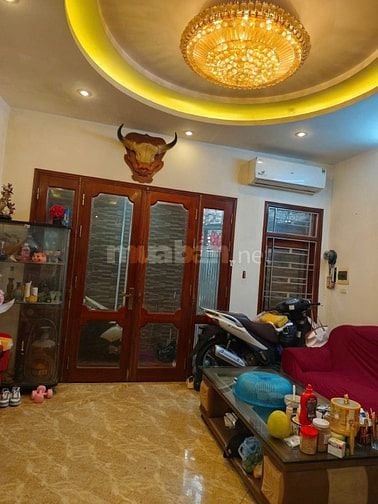 NHÀ ĐẸP PHỐ TÂY SƠN ĐỐNG ĐA - 50M² x 5 TẦNG –MT; 5M ,11.5 Tỷ ) 