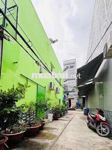 bán nhà 2 mặt tiền hẽm lớn chinh chủ kêu bán