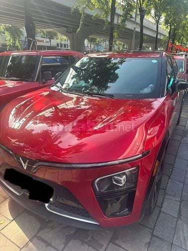Bán otô VF7 plus full option màu đỏ, 830 triệu, HN