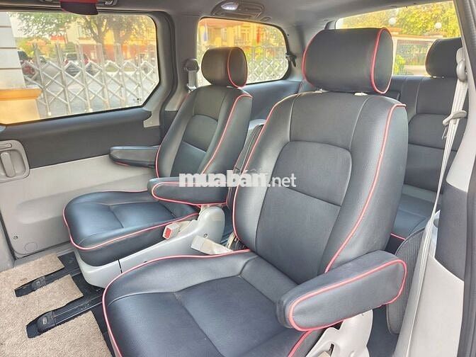 Kia carnival 2009 số tự động 7 chỗ xe gia đình