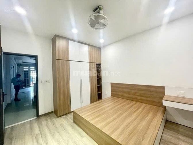 ✅nhà mặt tiền 4x20 đường số 33 , phường 10 ,q6