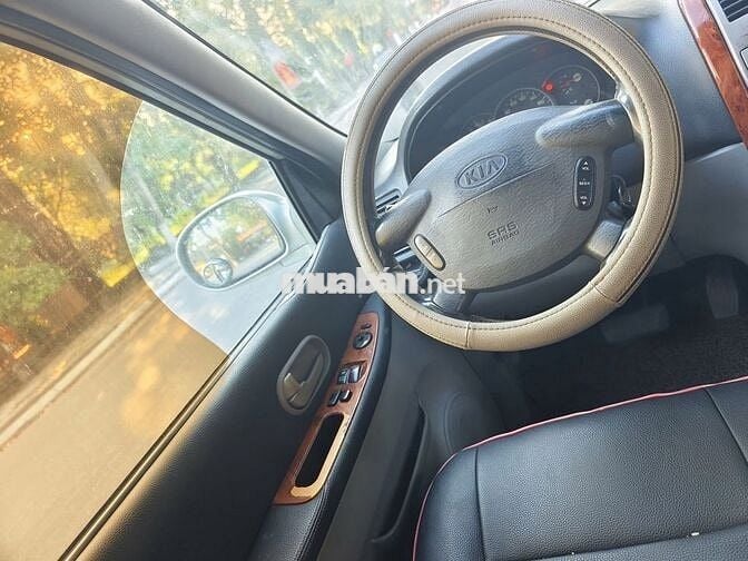 Kia carnival 2009 số tự động 7 chỗ xe gia đình