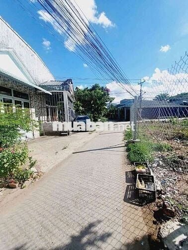 Bán đất hẻm 580 Tôn Đức Thắng giá rẻ