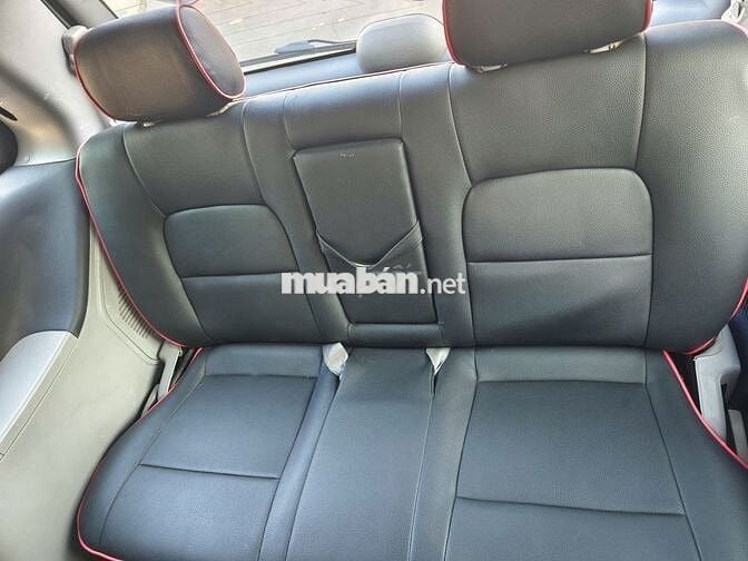 Kia carnival 2009 số tự động 7 chỗ xe gia đình