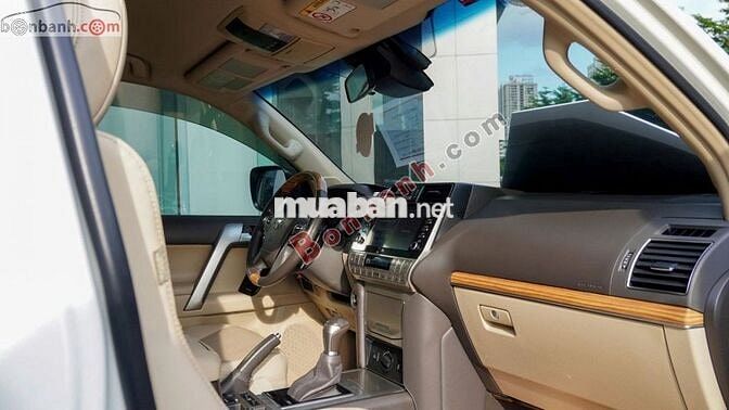 Toyota Prado VX 2.7L 2022 - 2 Tỷ 699 Triệu