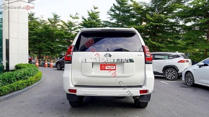 Toyota Prado VX 2.7L 2022 - 2 Tỷ 699 Triệu