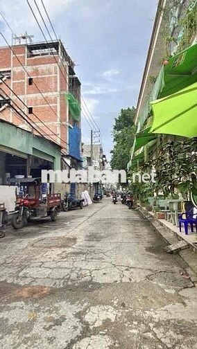 BÁN NHÀ LÊ VĂN QUỚI 41M2 HXH 7M 3TẦNG 3PN SHR