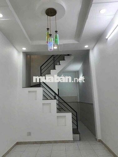 Chính chủ bán nhà 3 tầng 90m2 sử dụng giá cực tốt mua về sinh lời ngay