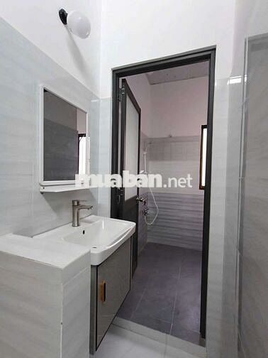 Bán nhà lầu thuế riêng bình hưng vị trí đep