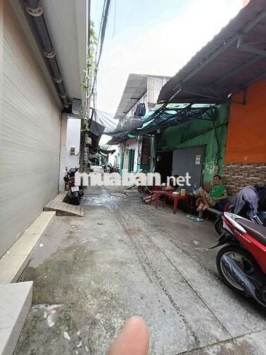 Bán nhà lầu thuế riêng bình hưng vị trí đep