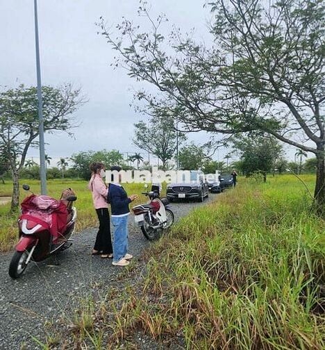 Bán đất nền khu tiềm năng đặc biệt lân cận đô thị lớn và nhiều khu vui