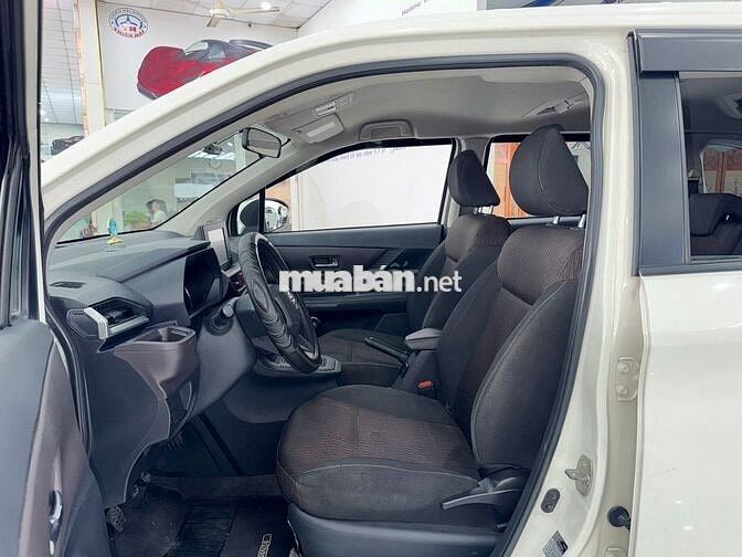 Toyota Avanza Premio 1.5MT 2022 số sàn