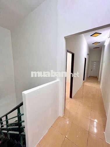 NHÀ ĐẸP 4PH NGỦ NGAY TRUNG TÂM NGÃ NĂM VL VÀO 300M