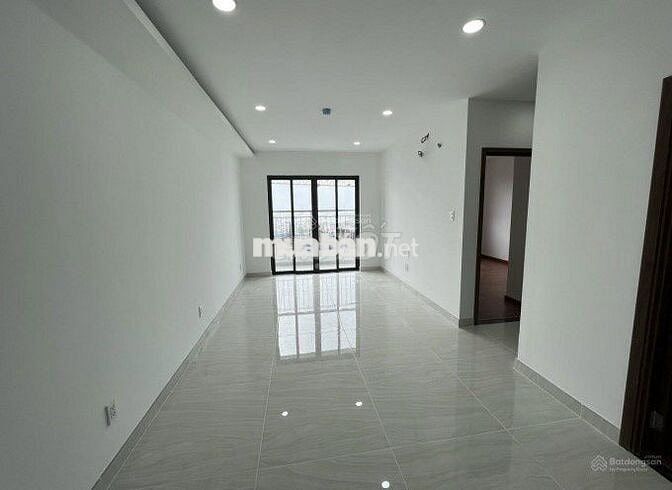 Cho thuê căn 2pn, 2wc tháp Sapphire -  Bcons City