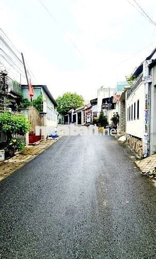 BÁN ĐẤT MẶT TIỀN GÓC ĐƯỜNG NHỰA XE TẢI