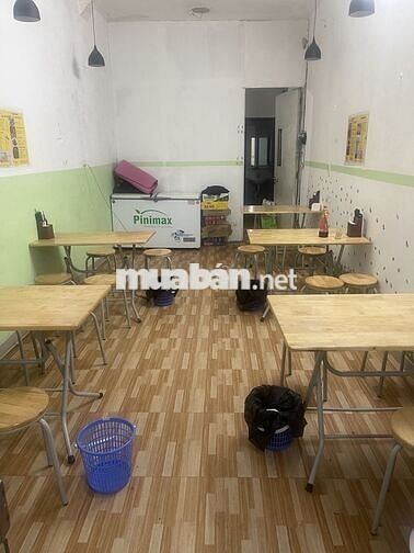 Sang nhượng mặt bằng quán cơm 60tr + 1 tháng cọc + 1 tháng tiền nhà