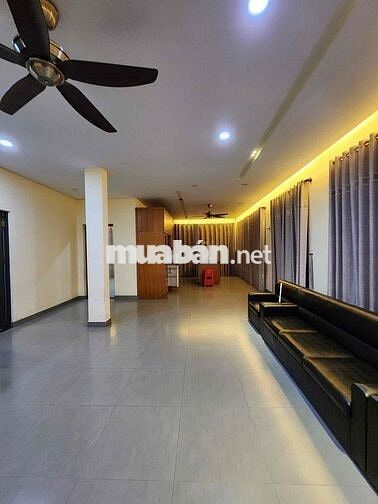BIỆT THỰ PHONG CÁCH CHÂU ÂU SIÊU ĐẸP NGAY KDC BÌNH DÂN CHỢ HIỆP BÌNH