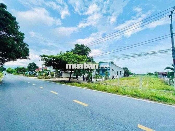 Ông bác muốn ra nhanh miếng đất dưới đây 630TR