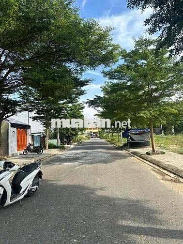 Bán Lô đất Đẹp 105m2 Phố Chợ Điện Dương hướng Đông Nam