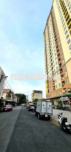 BÁN ĐẤT GÓC 2 MẶT TIỀN ĐƯỜNG NHỰA XE TẢI