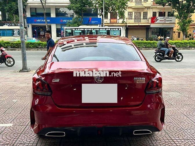 MG MG5 2022 - 650000 km