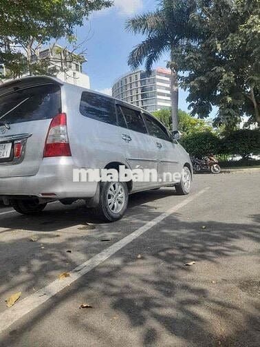Toyota Innova 2006 J - 450000 km