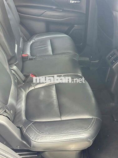 Mitsubishi Outlander 2.0Premium 2020 siêu đẹp