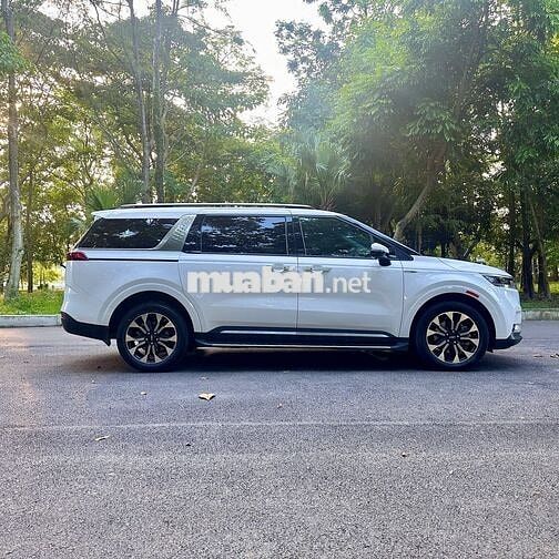 Kia Carnival 2023 Signature 2.2D - 68700 km
