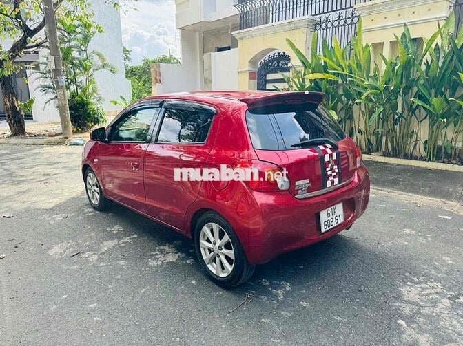 Mitsubishi Mirage 2013 1.2 CVT - 93000 km