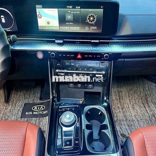 Kia Carnival 2023 Signature 2.2D - 68700 km