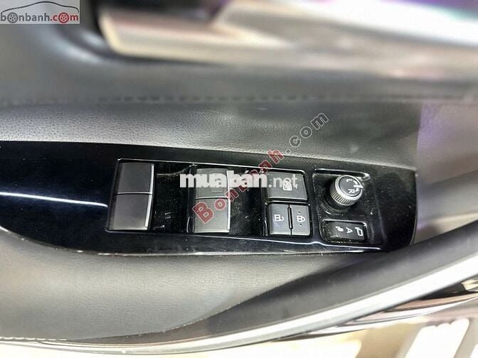 Toyota Corolla altis 1.8V 2022 - 665 Triệu