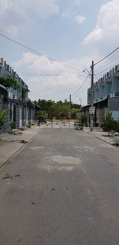 Bán nhà 1 trệt, 1 lầu, Ấp Xoài Đôi, xã Long Trạch, Cần Đước, Long An