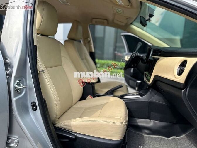 Toyota Corolla altis 1.8G AT 2019 - 550 Triệu