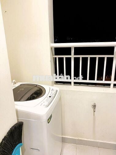 cho thuê căn góc 2pn 2wc full nội thất view Landmark 81 Lavita Garden