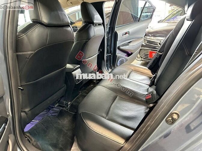Toyota Corolla altis 1.8V 2022 - 665 Triệu