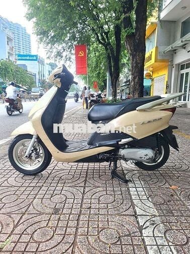 #LEAD_110_2012 Fi có đá chống tắt máy xe zin 100%